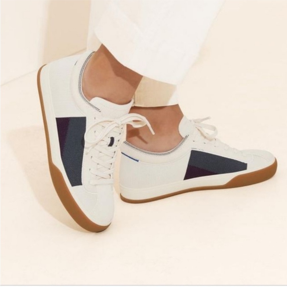 Rothy's Blackberry Block Lace ups 9
